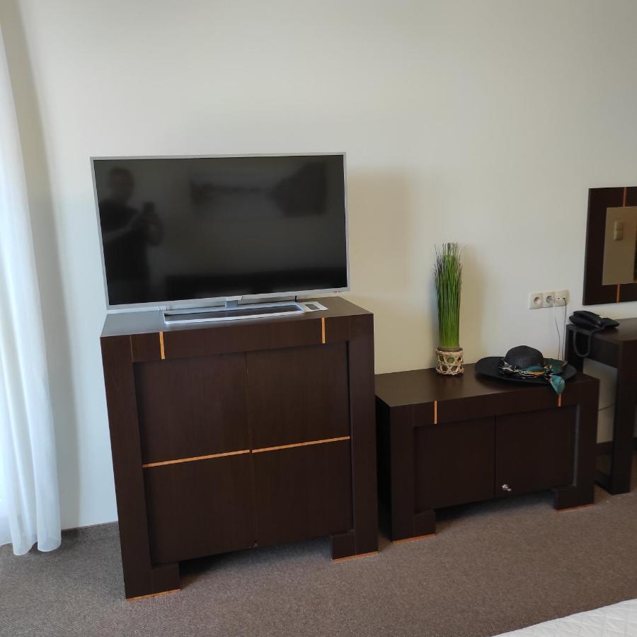 Apartament Promenada Park โควอบเซก ภายนอก รูปภาพ